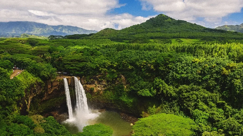 Beautiful Waterfall in Hawaii